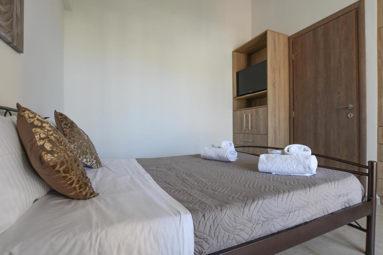 Orama Apartments - Vacations Next To The Sea 리가리아 외부 사진